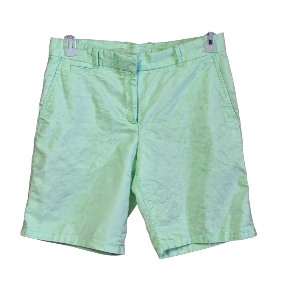 Khakis by GAP Boyfriend Roll-Up Shorts Women’s Size 4 Light Green Cotton Bermuda